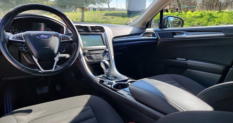 Ford Mondeo cena 52900 przebieg: 140000, rok produkcji 2016 z Twardogóra małe 497